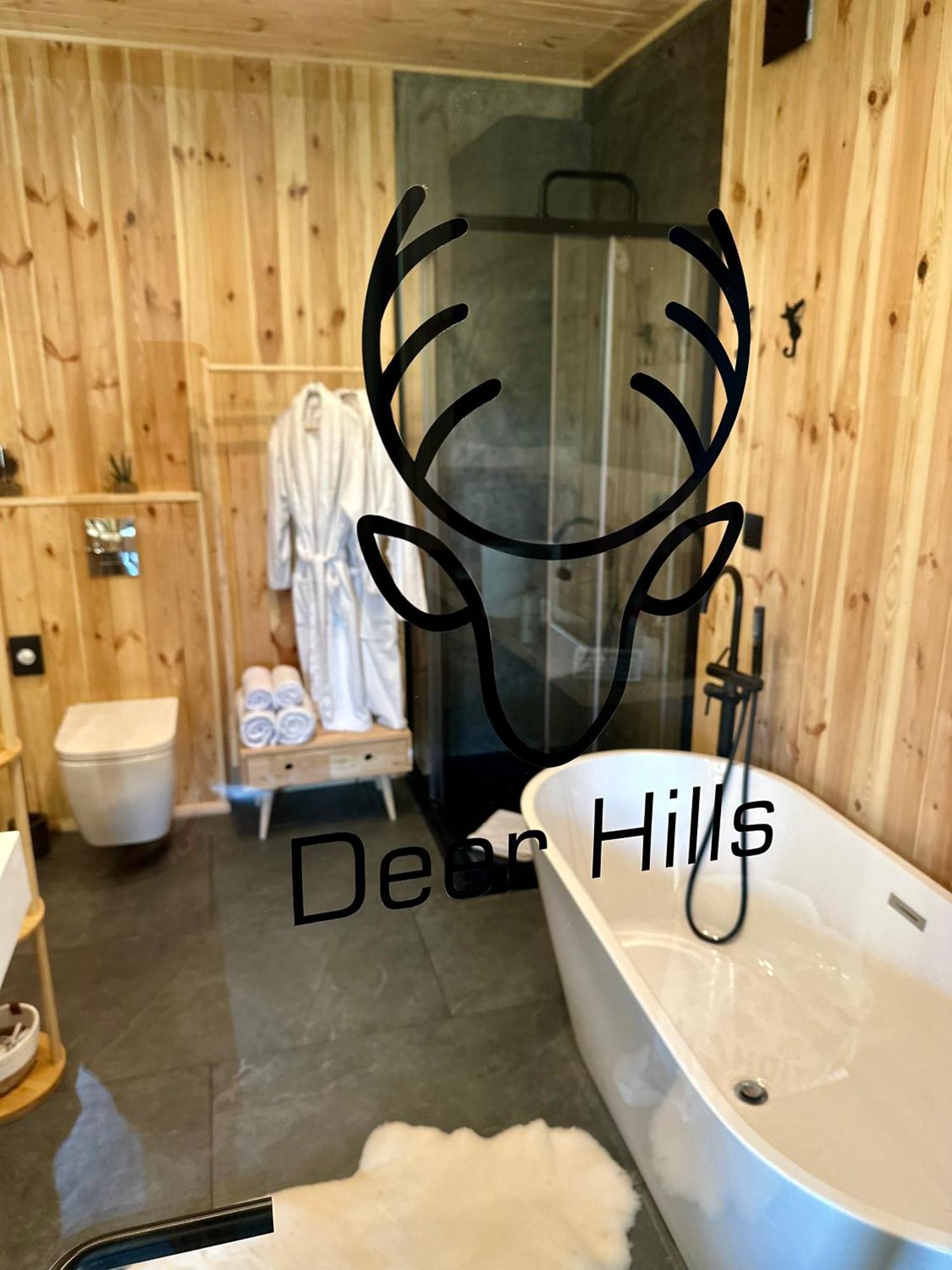Brown Deer - Z Sauna Na Tarasie, Jacuzzi I Widokiem Na Gory - By Deer Hills Luxury Apartments Kocon المظهر الخارجي الصورة