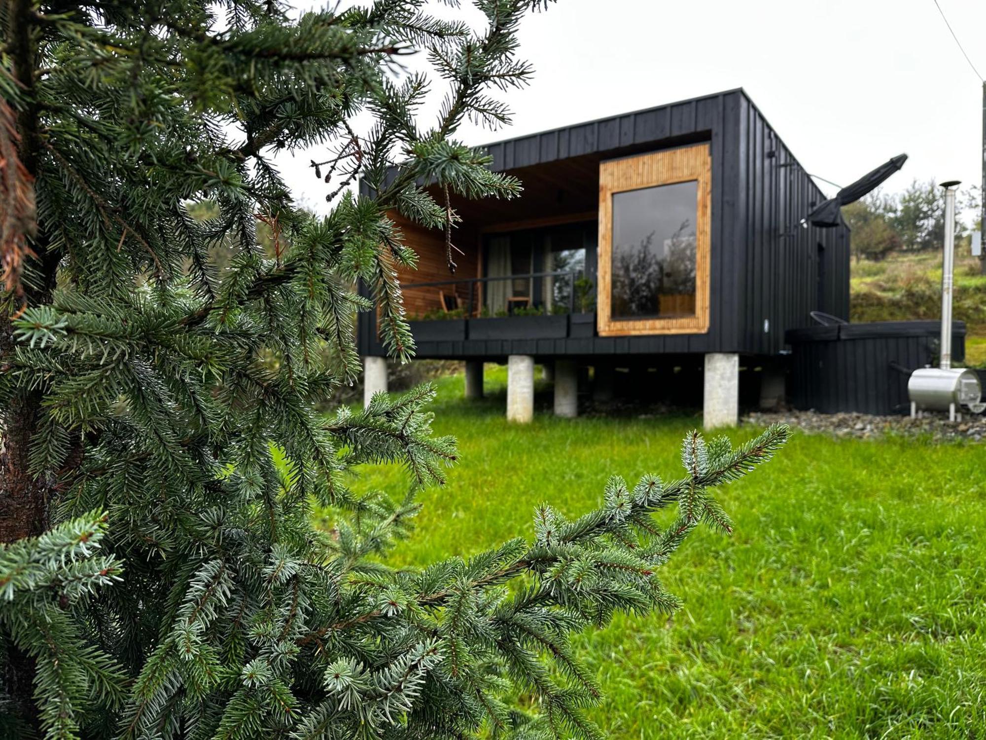 Brown Deer - Z Sauna Na Tarasie, Jacuzzi I Widokiem Na Gory - By Deer Hills Luxury Apartments Kocon المظهر الخارجي الصورة